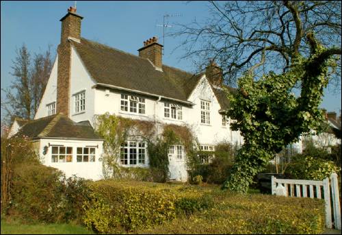077 Oakwood Road